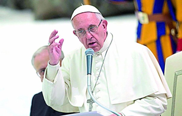 ‘ha sido un innoble ataque contra los desplazados que huían del terror'. LÍDER CATÓLICO Papa Francisco