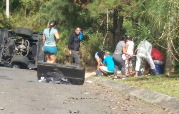 Dos de las víctimas fallecieron en el sitio, la otra en el hospital del Seguro en San Carlos.