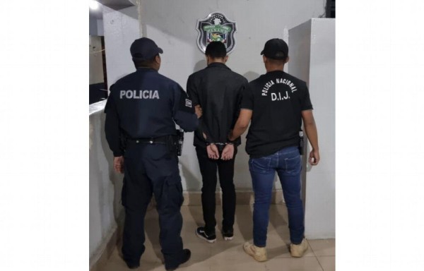 Educador de una escuela en Colón fue capturado por corrupción de menores