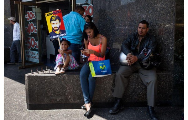 Ocho de cada 10 venezolanos no les alcanza para comida