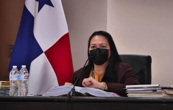 Se avanzó a la página 410 de la vista fiscal.