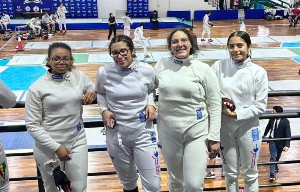 Panamá se baña de bronce