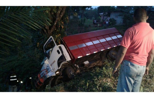 Las víctimas duraron alrededor de dos horas dentro del pesado camión.