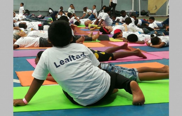 Niños de 7 a 12 y adolescentes entre los 13 y 17 reciben los talleres.