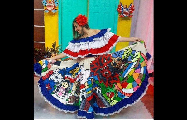 Michelle Somons lució una hermosa pollera diseñada por Jean Quijano.