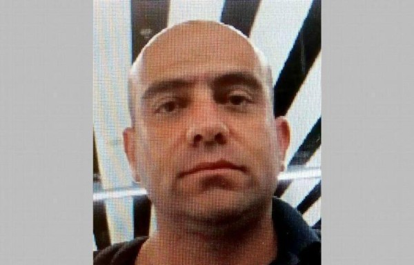 Coronel Núñez va a la cárcel mientras lo investigan por triple crimen