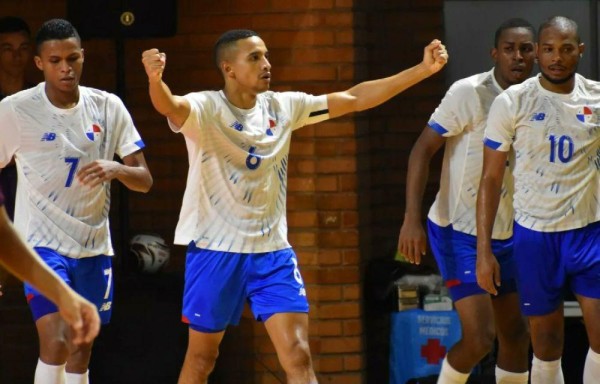 Primer triunfo del Futsal