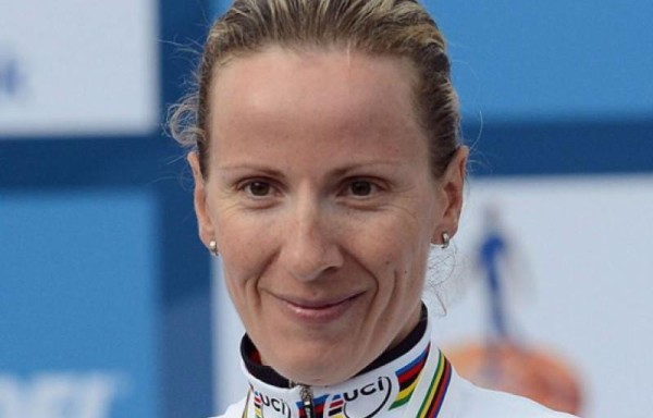 La ciclista alemana Judith Arndt.