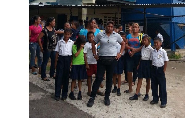 Padres dan plazo hasta el mediodía.