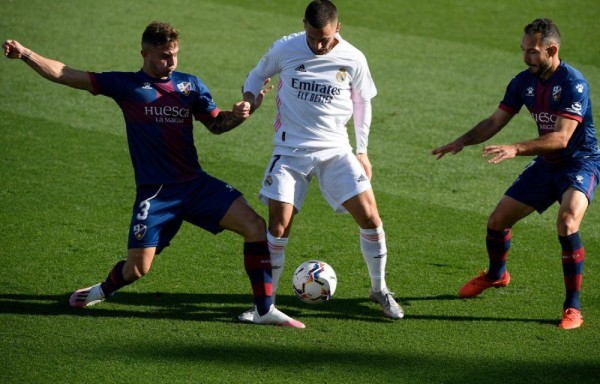 El belga Hazard se estrenó como goleador.