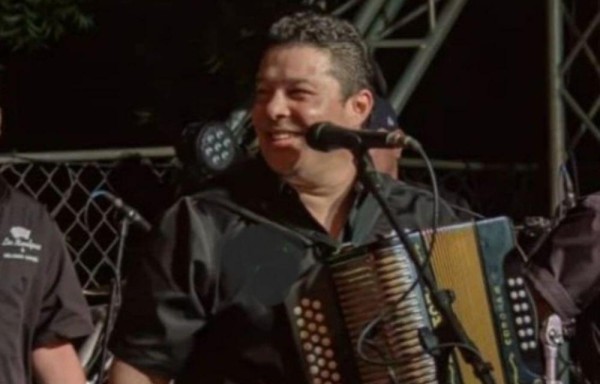 Juancín Henríquez le cede el conjunto a su hijo
