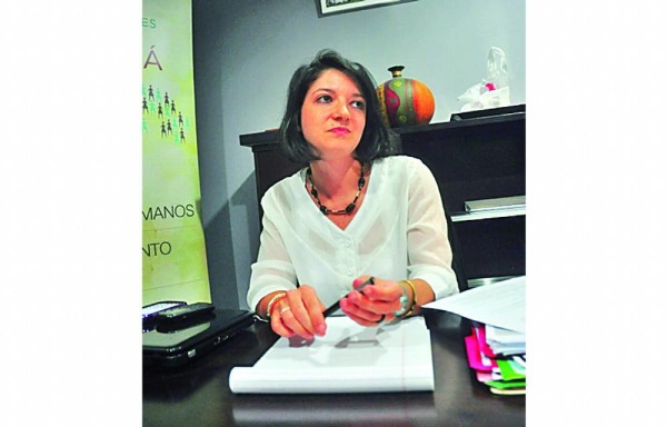 Ileana Molo, directora del IFARHU.