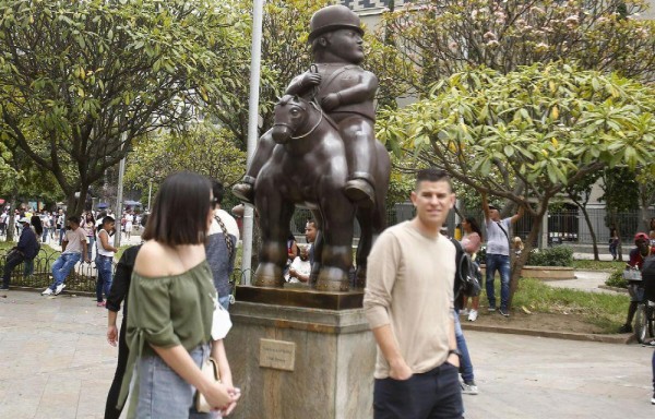 La vivencia de palpar el arte de Botero