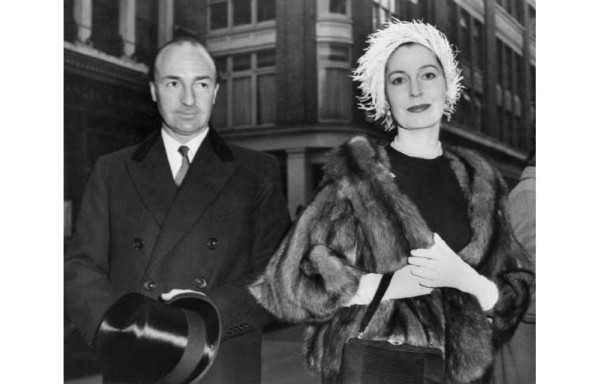 Estalla el escándalo “Profumo”