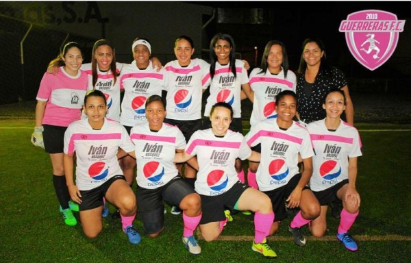 GUERRERAS FC.