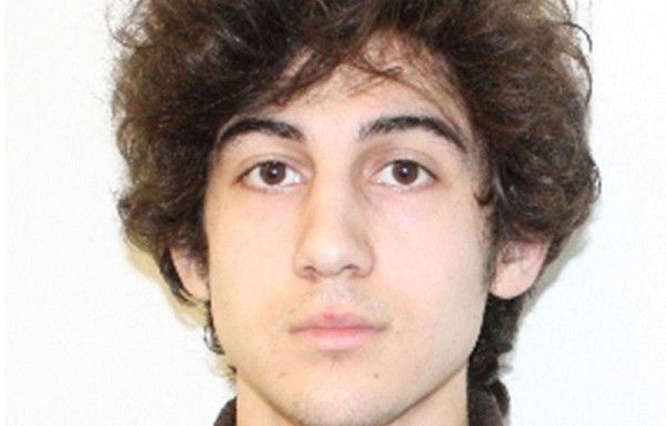 Djokhar Tsarnaev, al ser detenido por la Policía.