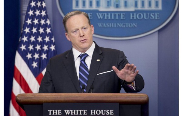 ‘El presidente condena esos y cualquier otro acto de odio'. CASA BLANCA Sean Spicer