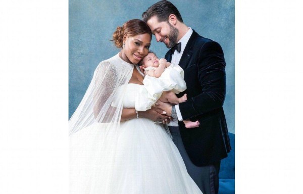 Entre las celebridades invitadas a la ceremonia estaban Beyoncé y Kim Kardashian West, indicó la revista.