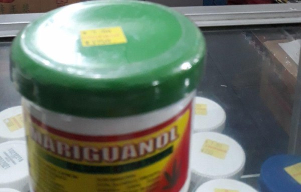 MODISTA DE ALTA COSTURA ‘Yo aprovecho las ofertas porque me gusta decorar mi casa desde mediados de noviembre'.