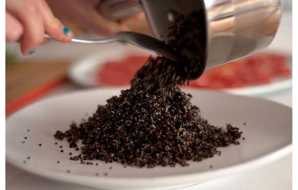 Pimientos rellenos de quinoa y verduras