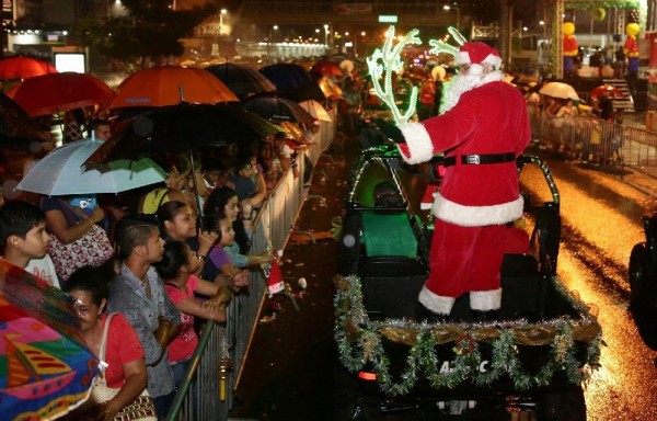 La ciudad se viste de Navidad, Alcaldía sí realizará el desfile