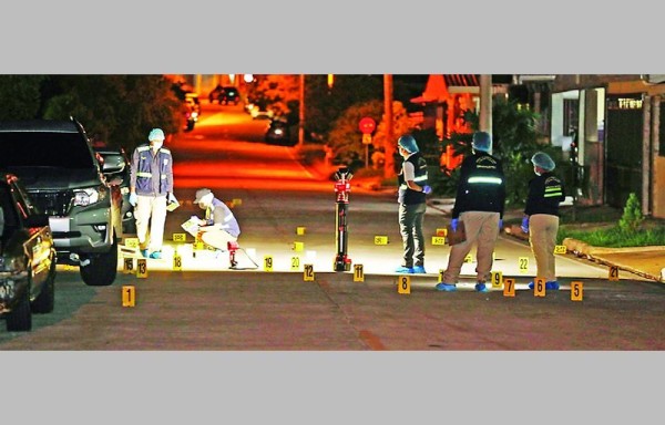 En la escena de los crímenes se contabilizaron más de 60 casquillos
