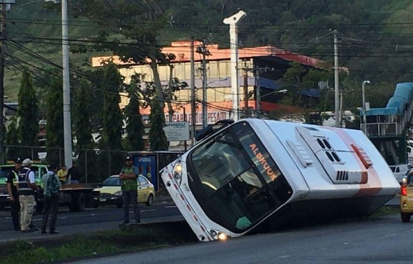 Pasajeros aseguran que no iba rápido.