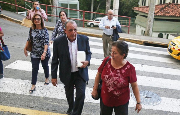 El padre de Elibeth al llegar ayer a la Corte Suprema de Justicia.