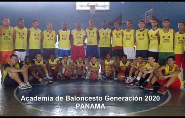 Los canasteros de la Academia de Baloncesto Generación 2020.