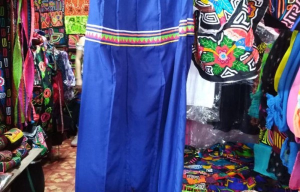 La nagua más costosa es de $80, según dicen los vendedores.