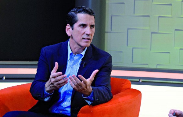 Roux es el candidato de CD y Alianza.