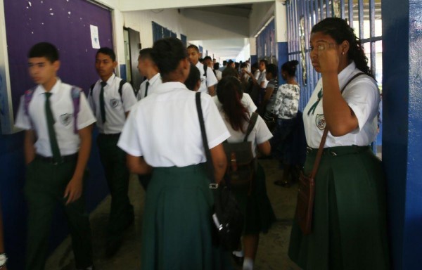 Para este viernes 27 de enero se espera que los jóvenes culminen sus clases en los centros escolares del país.