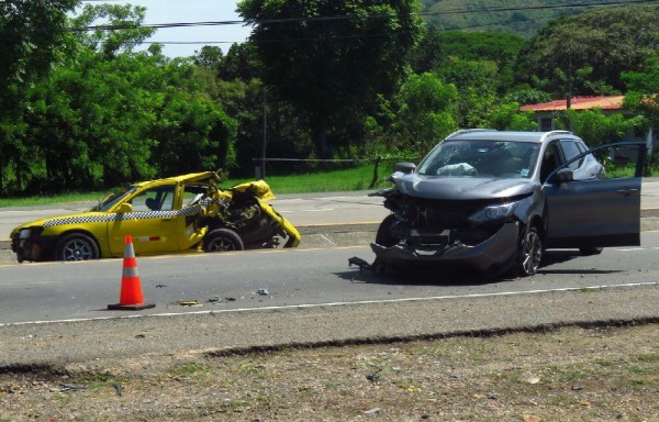 Conductor de la camioneta dijo que su auto tuvo desperfectos mecánicos y que por esta razón no pudo evitar el hecho.