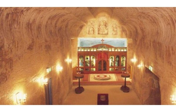 La iglesia tiene lujosos acabados.