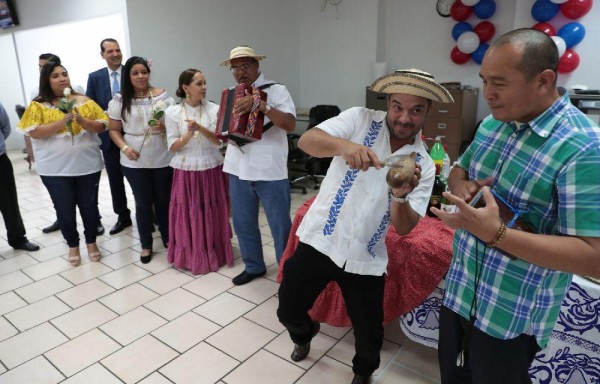 El Siglo se viste de Patria