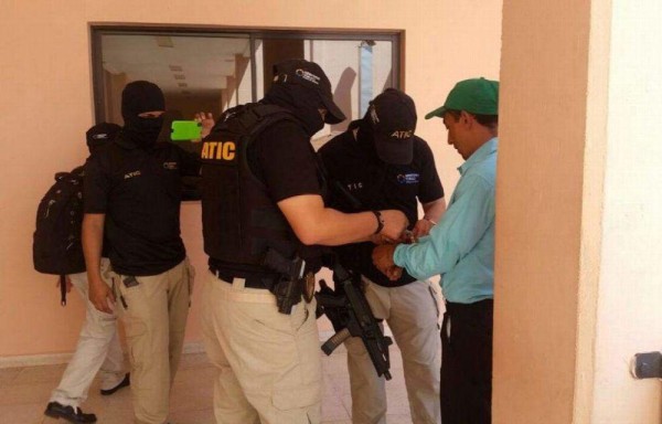 Detuvieron al licenciado en Choluteca.