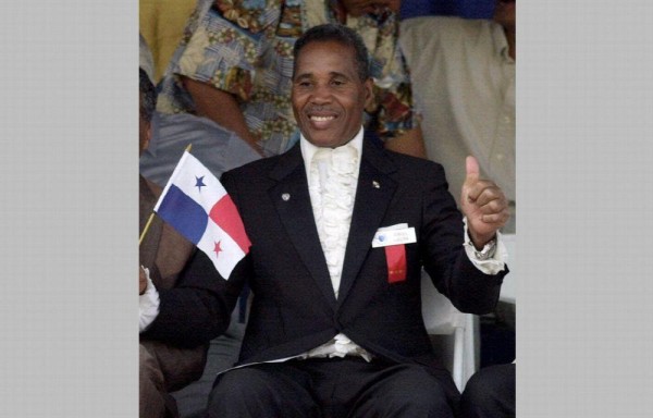 Ismael Laguna (der.), un grande.