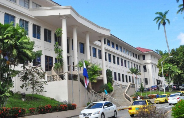 El pleno de la Corte Suprema de Justicia deberá escoger al nuevo magistrado.