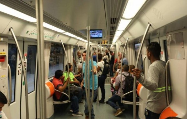 Metro de Panamá anuncia sus horarios para fiestas patrias