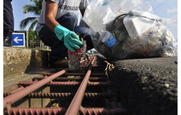 Autoridades retoman operativos de limpieza en el verano.