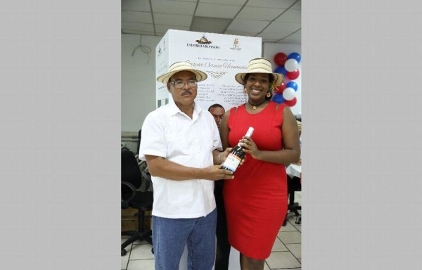 El Siglo se viste de Patria