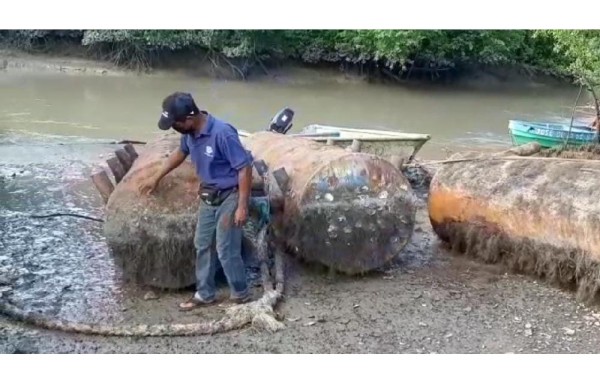 Colapso de muelle en Aguadulce afecta a pescadores y a vecinos de isla Las Lisas