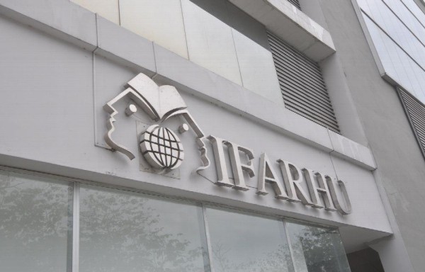 Navarro cuestiona el otorgamiento de auxilios económicos