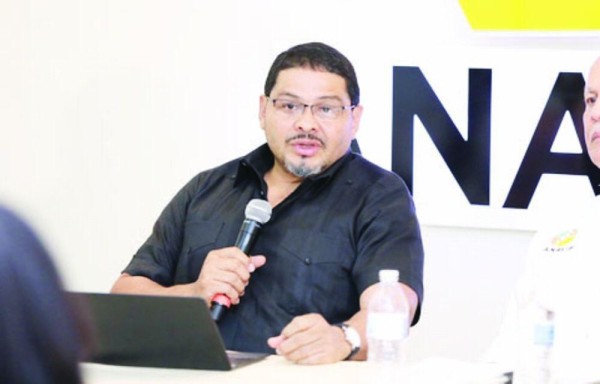 Aspirante del Frente Amplio por la Democracia. < Saúl Méndez - #2