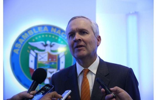 Gobierno quiere blindar la descentralización en la Constitución 