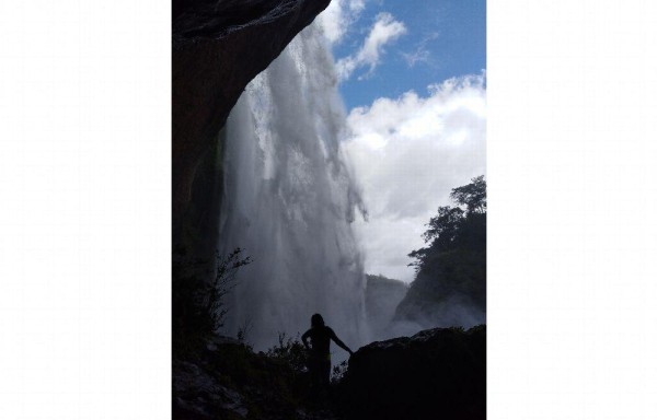 La cascada ‘Kiki', una imponente joya en territorio Ngäbe Buglé