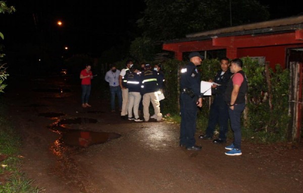 Sus asesinos se mantienen prófugos. Policía los busca