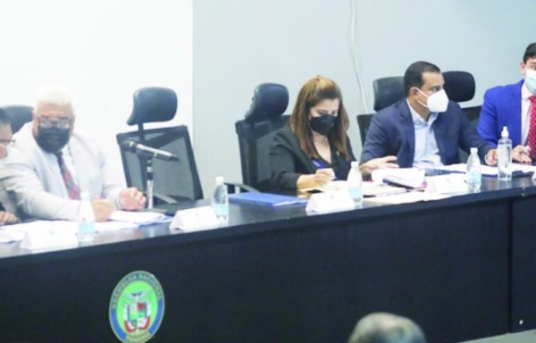 Hay diputados que piden su devolución.