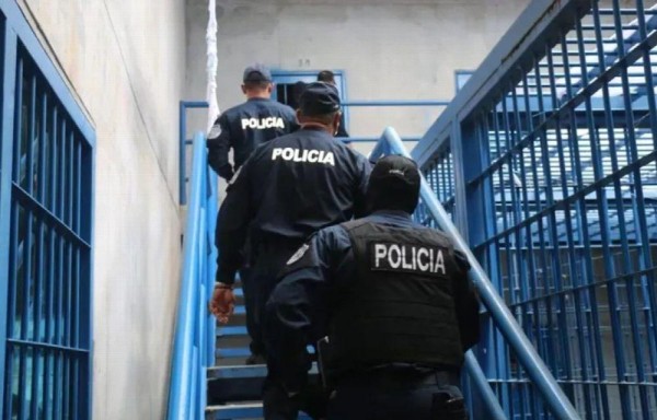 Camuflaron droga en huevos para presos en La Joya