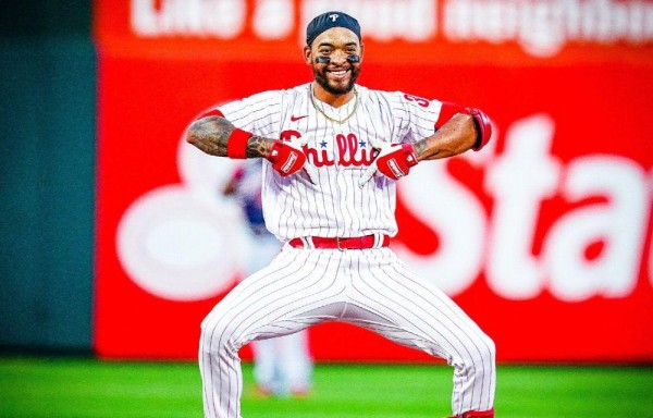 Falla abanicando con las bases llenas